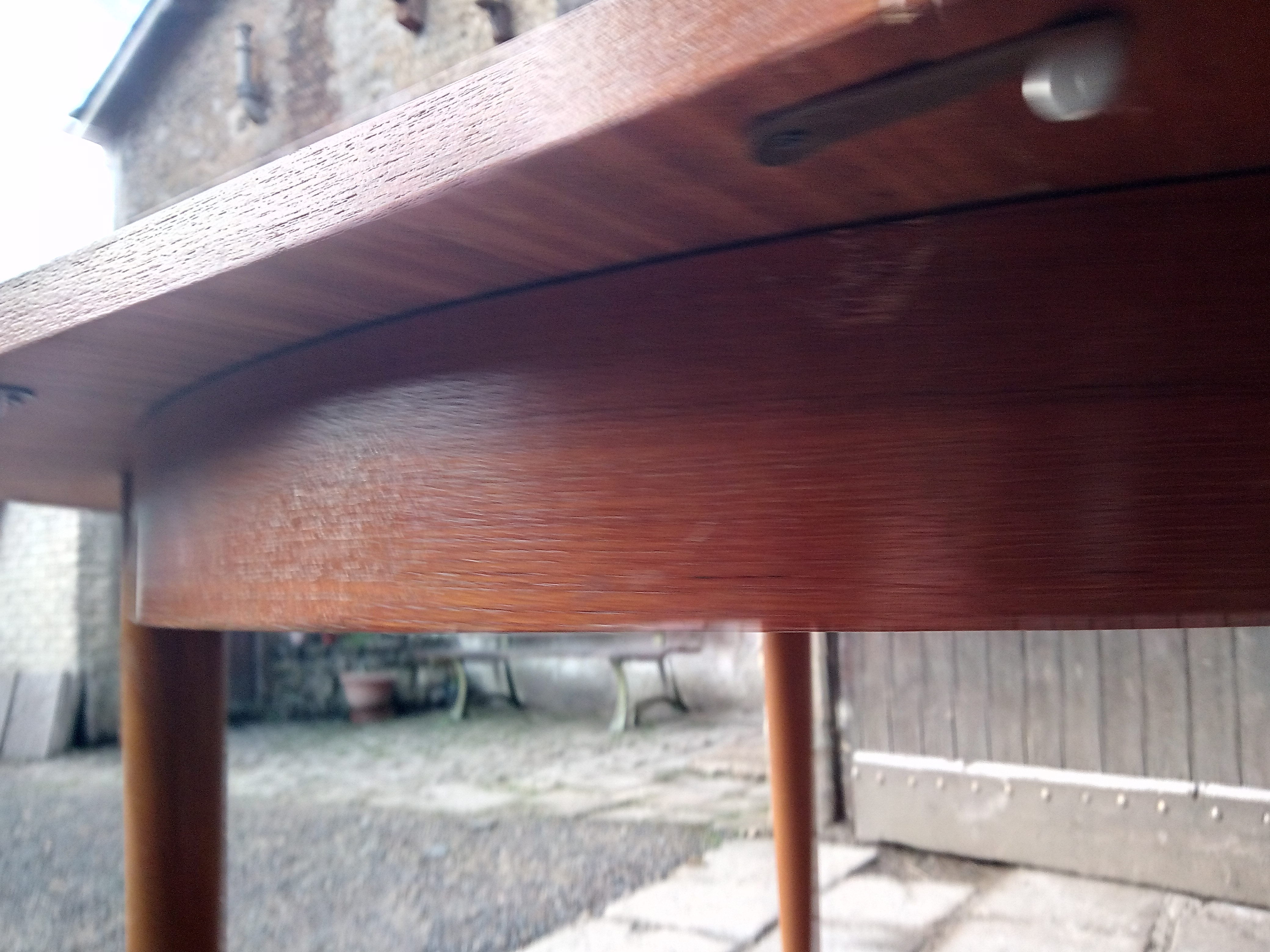 Round table expandable vintage