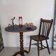 Table d'appoint ronde, pied en chêne tourné