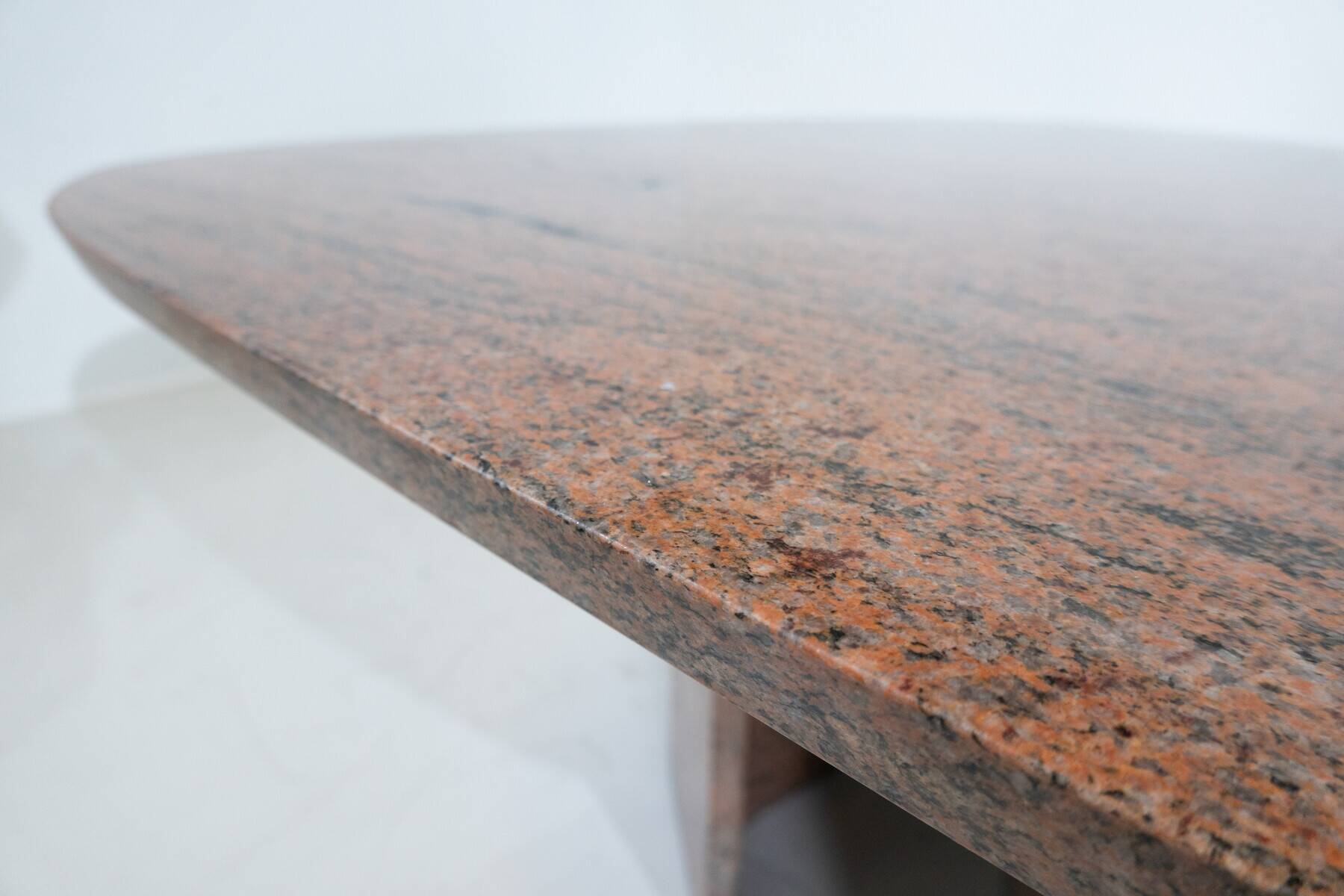 “Rhea” dining room table by Willy Ballez, 1970