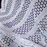 Dessus de lit  en coton blanc  point crochet à la main