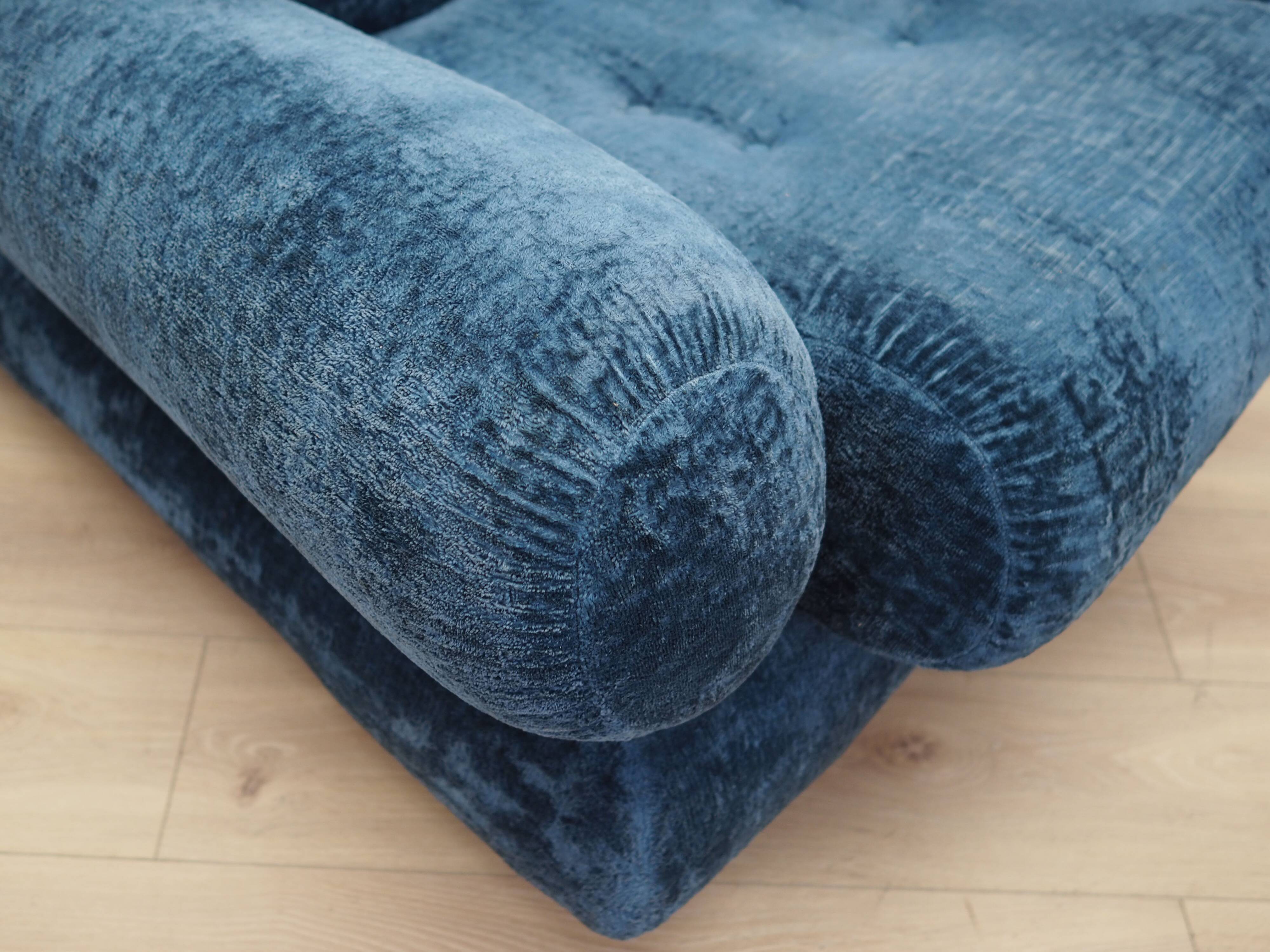 Blue armchair, Italian design, 1970s, production: Italy