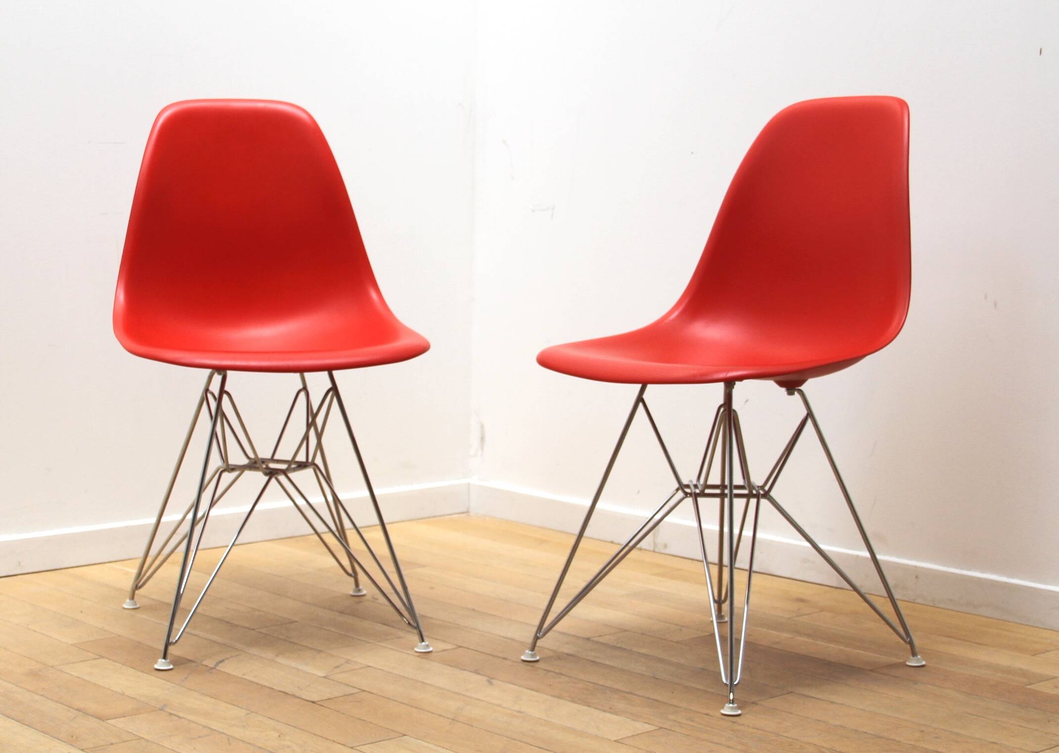 DSR Chair, Charles & Ray Eames Vitra