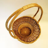 Rattan fruit basket with cove