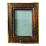 Frame in varnished wood and brass to pose for photo 4" x 6", 10 x 15 cm, glass, and support.