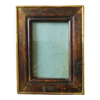 Frame in varnished wood and brass to pose for photo 4" x 6", 10 x 15 cm, glass, and support.