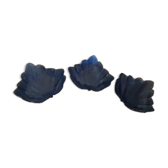 3 cups king blue glass ramekins in the shape of a leaf