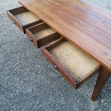 Farm table