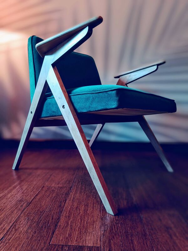 Fauteuil Bunny, Jozef Chierowski, Vert Pétrole