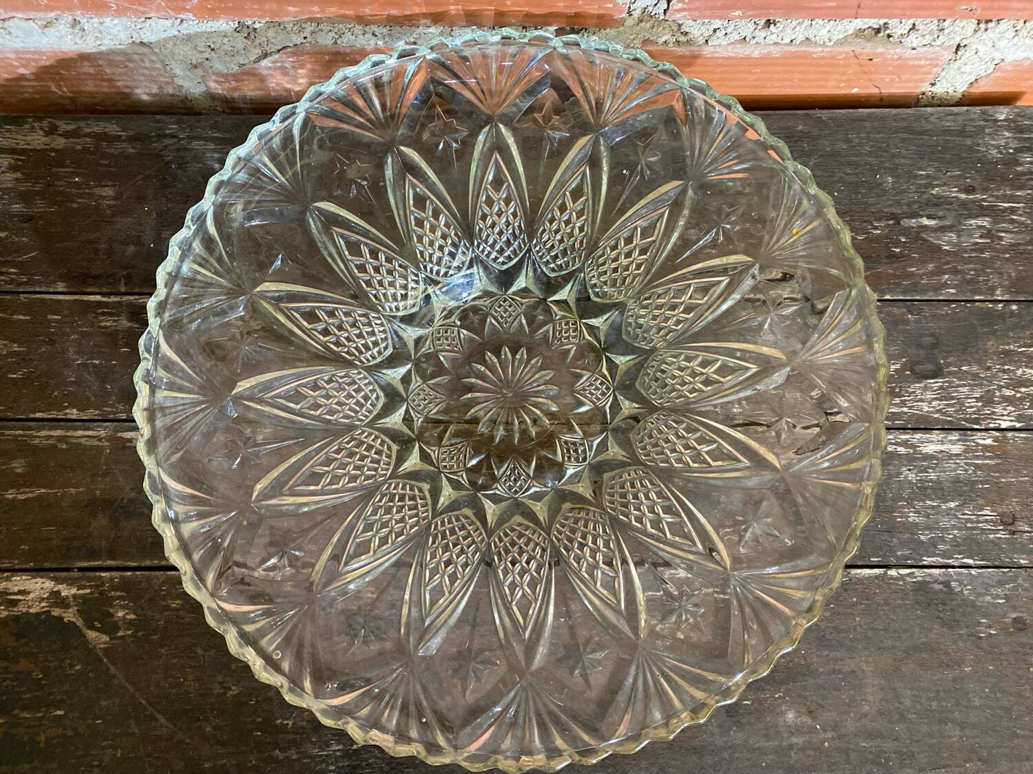 Coupe À Fruits Plat Ancien Verre Moulé & Taillé Vintage