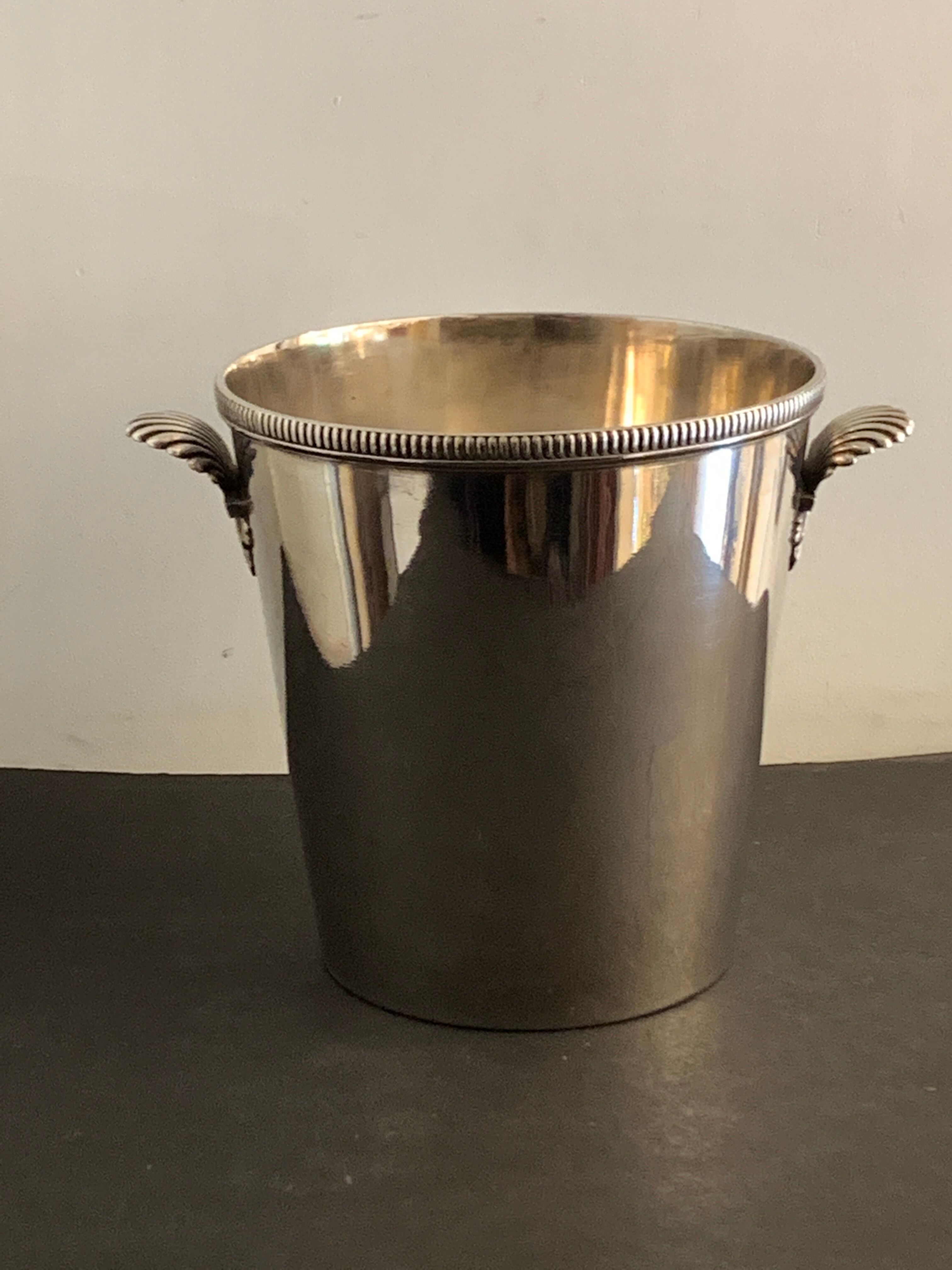 Pearl silver metal champagne bucket, shells or shells