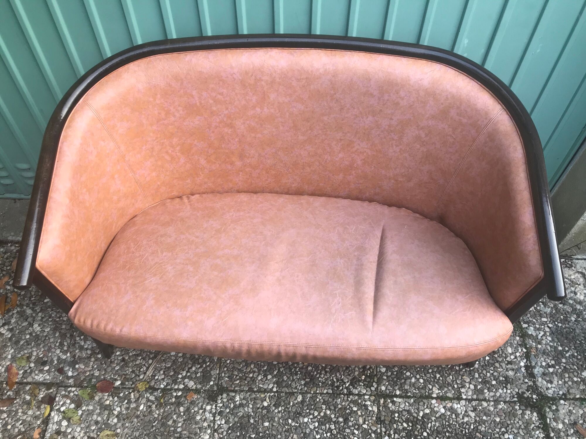 Lot of 2 armchairs and a sofa from Baumann in black wood and marble rose leather