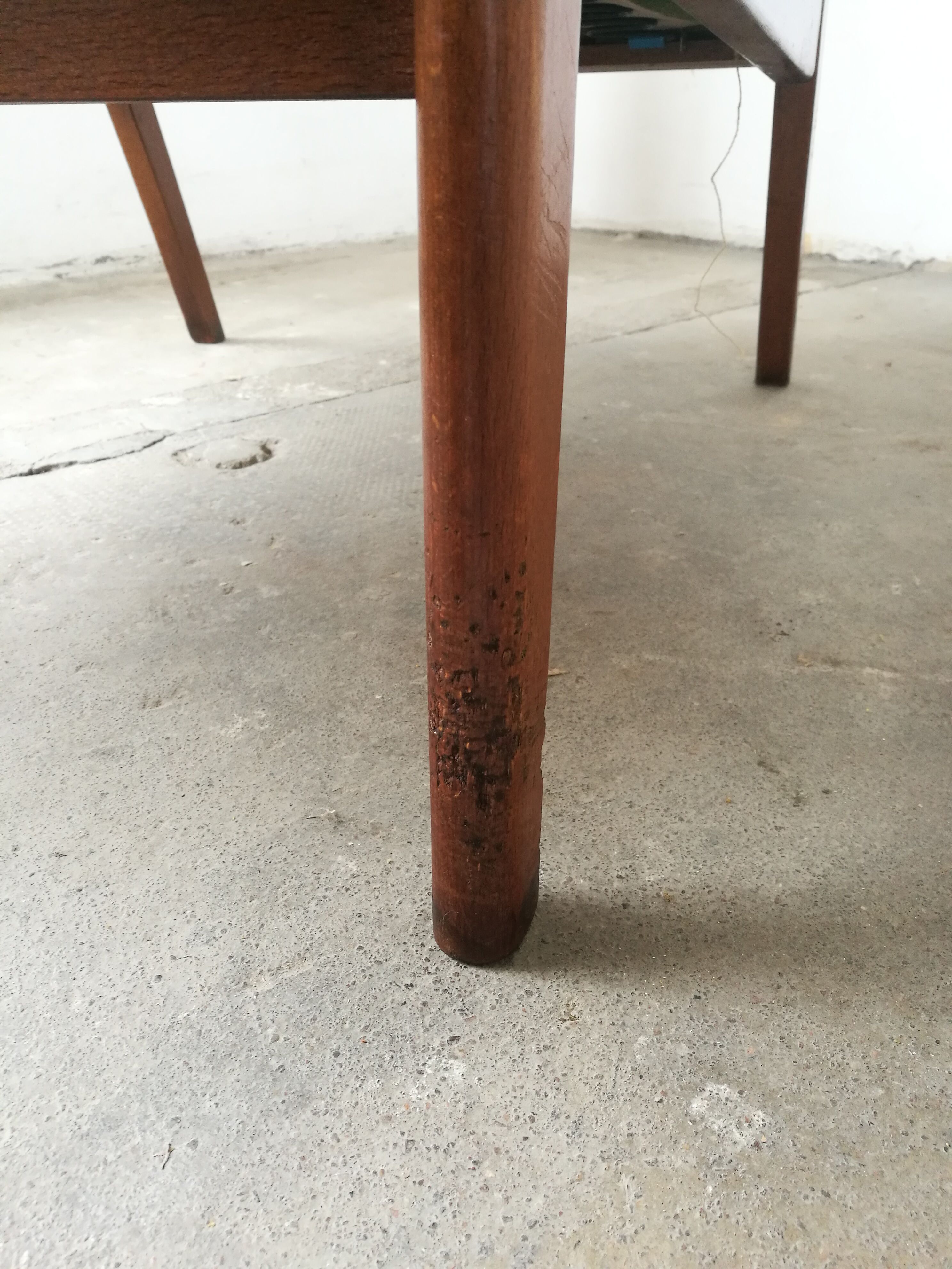 Vintage armchair with Scandinavian shapes