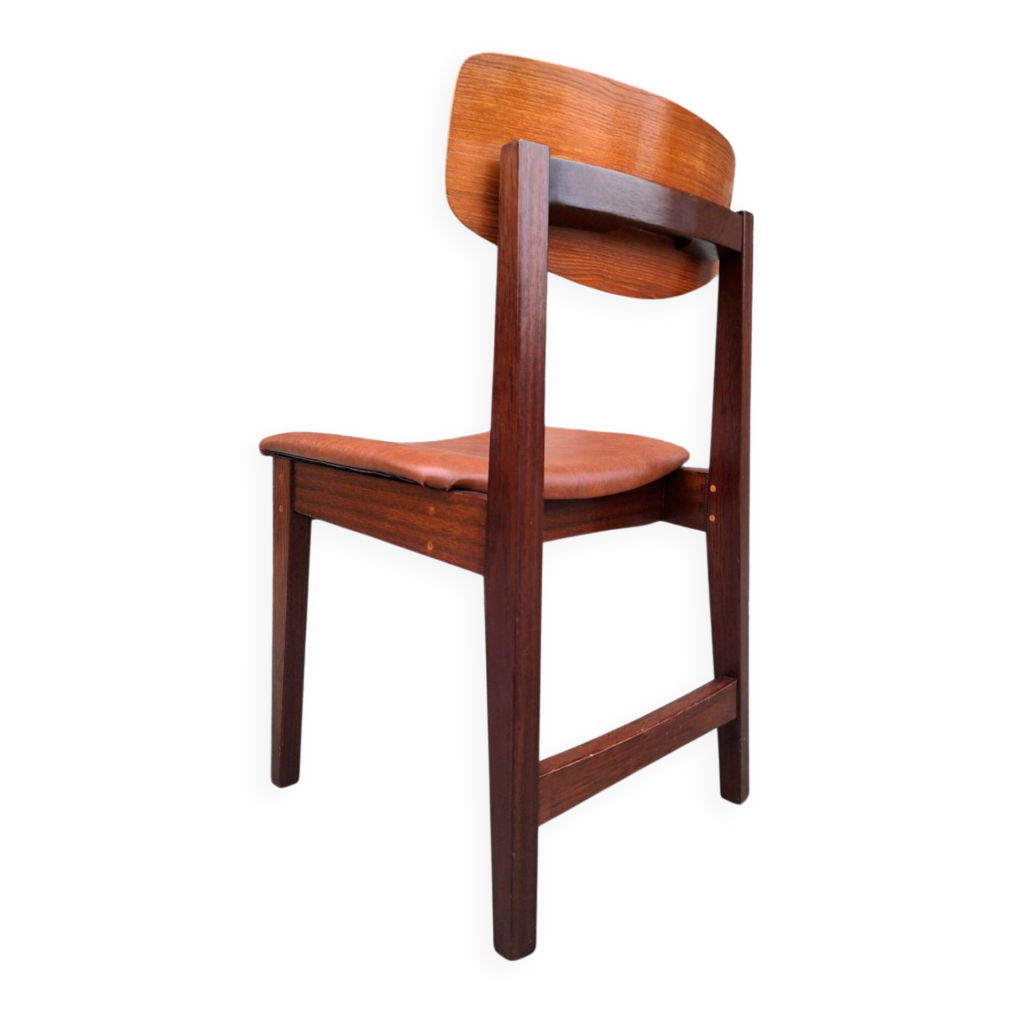 Vintage Scandinavian chair in teak, antique seating furniture.