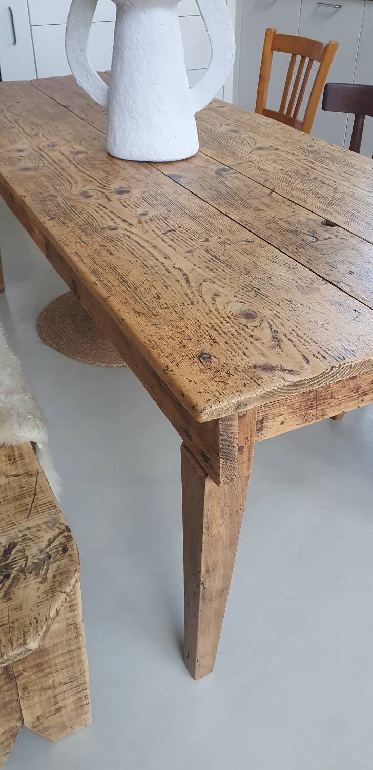 Farmhouse table