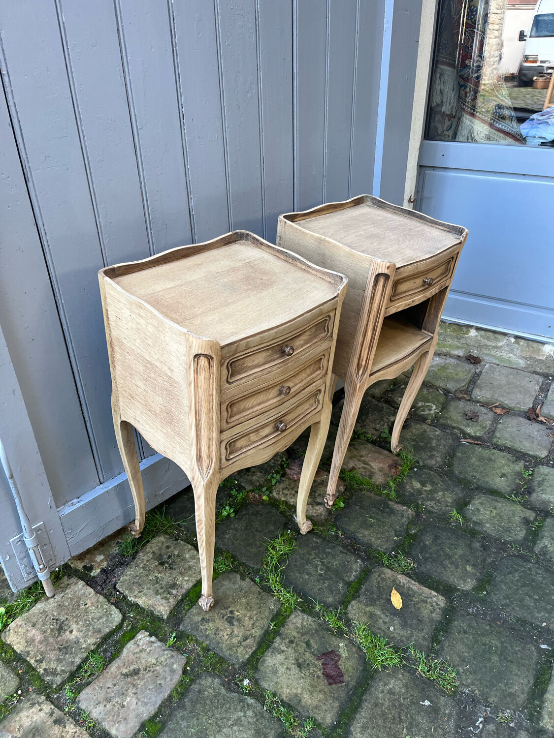 Pair of bedside table louis xv in clear raw chene