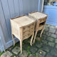 Paire de tables chevet louis xv en chene brut  clair
