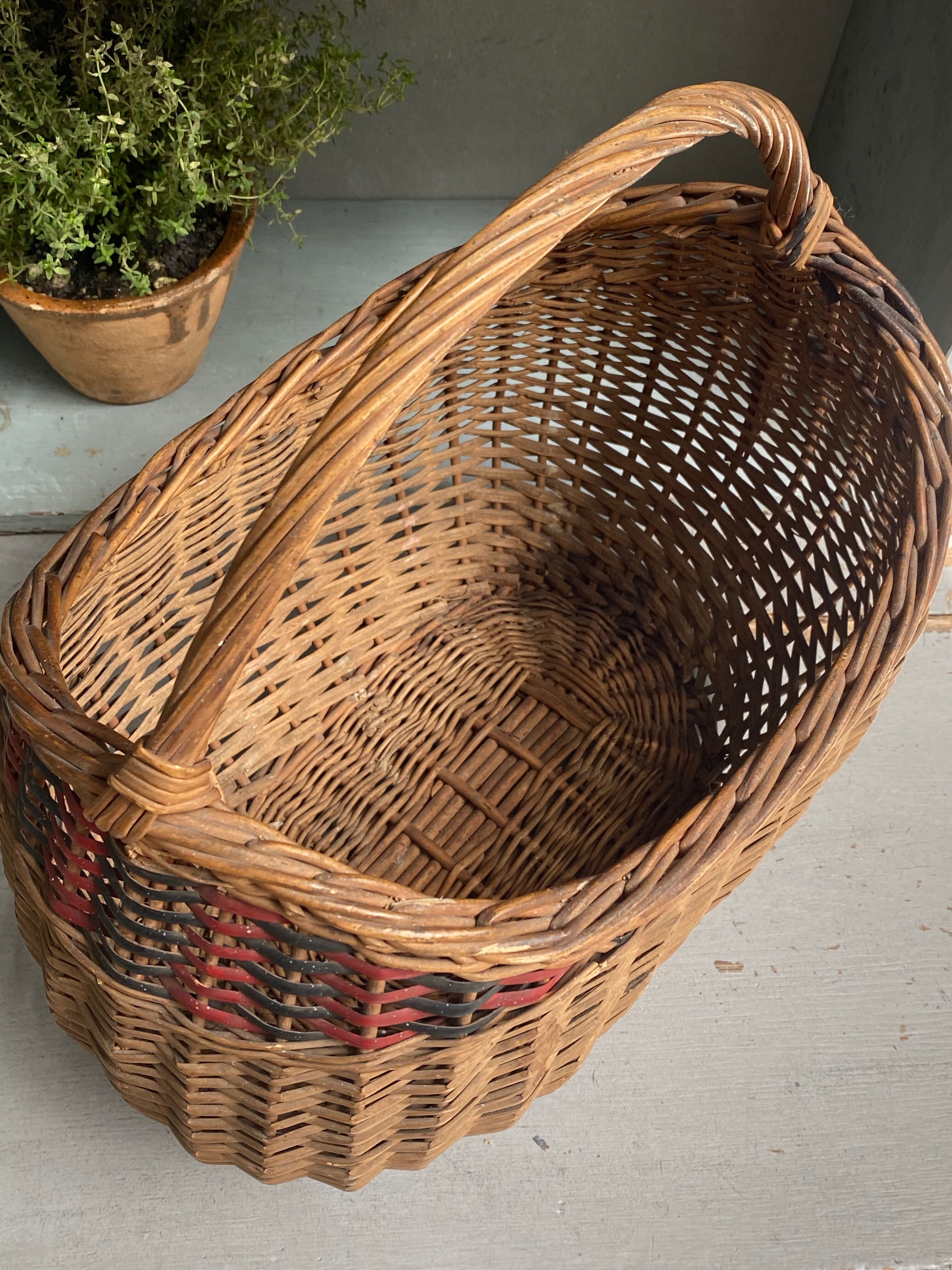 Wicker basket