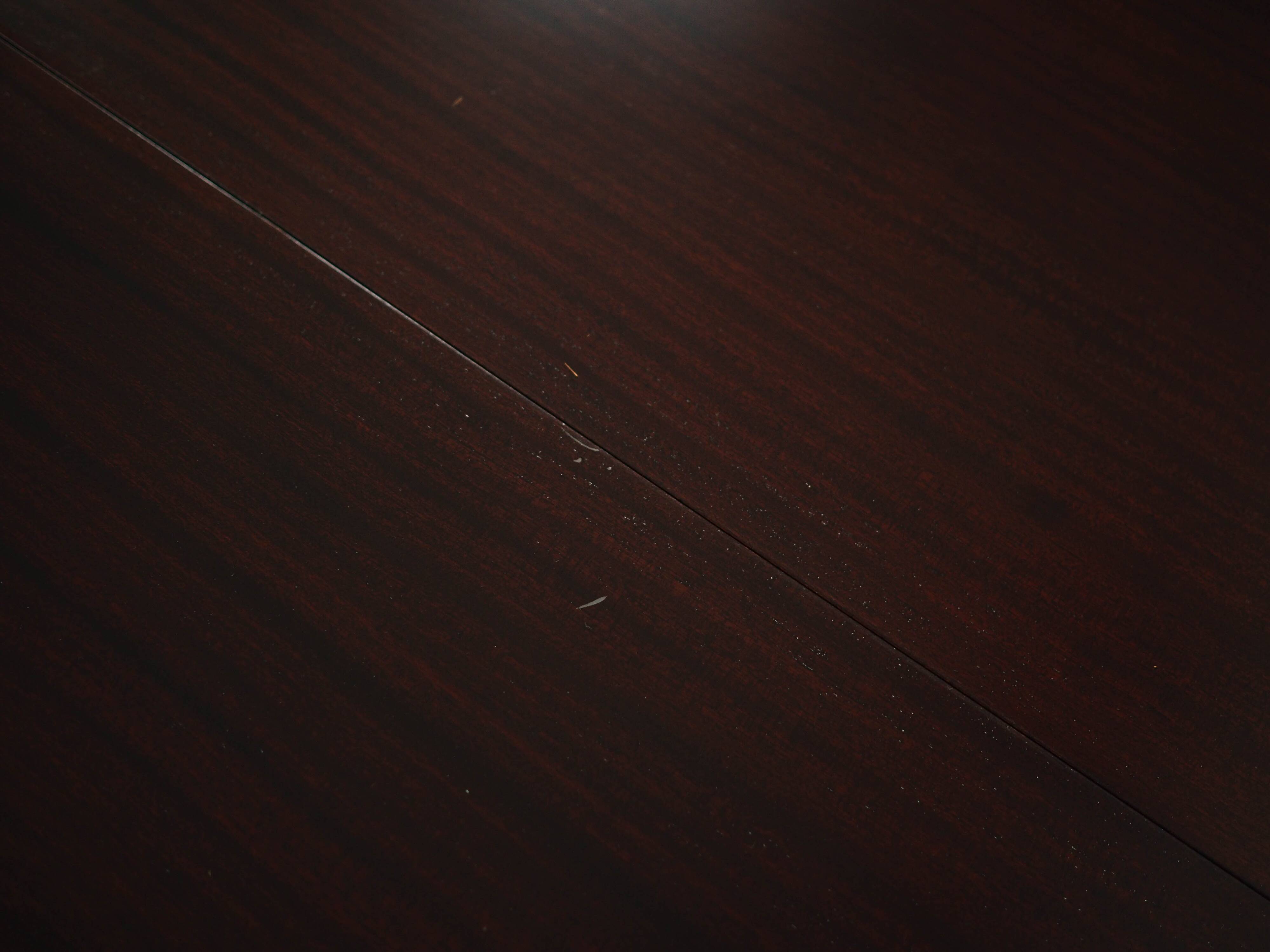 Round mahogany table, Danish design, 1970s, manufactured in Denmark