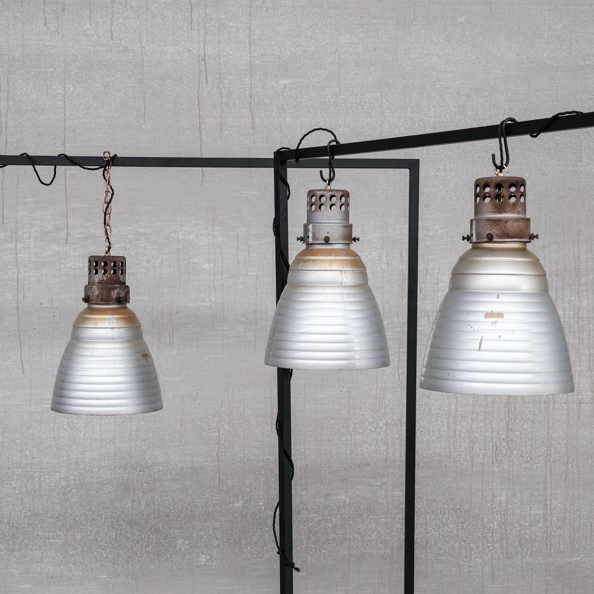 Hanging lamp