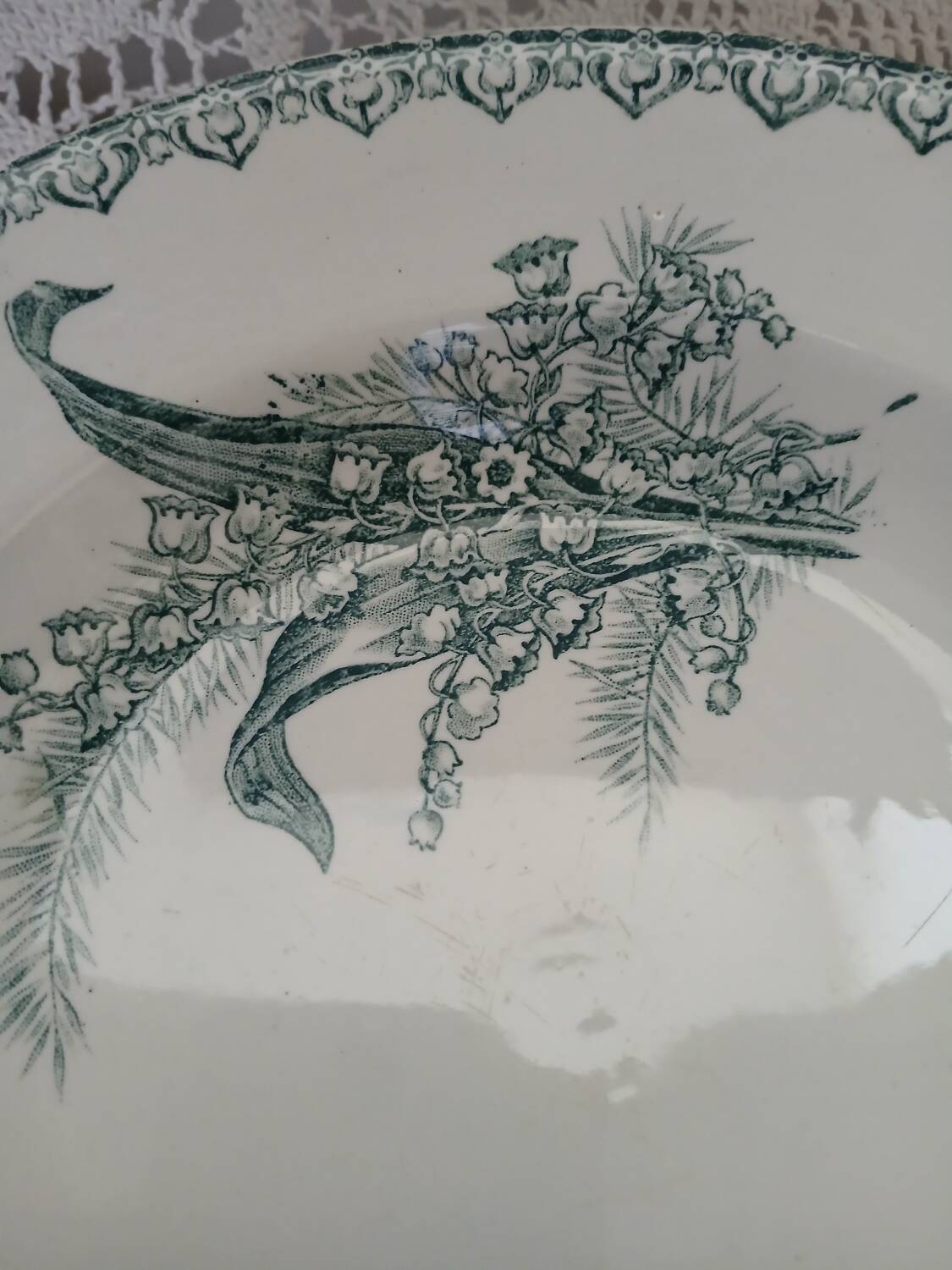 4 Terre de fer soup plates with lily of the valley motifs
