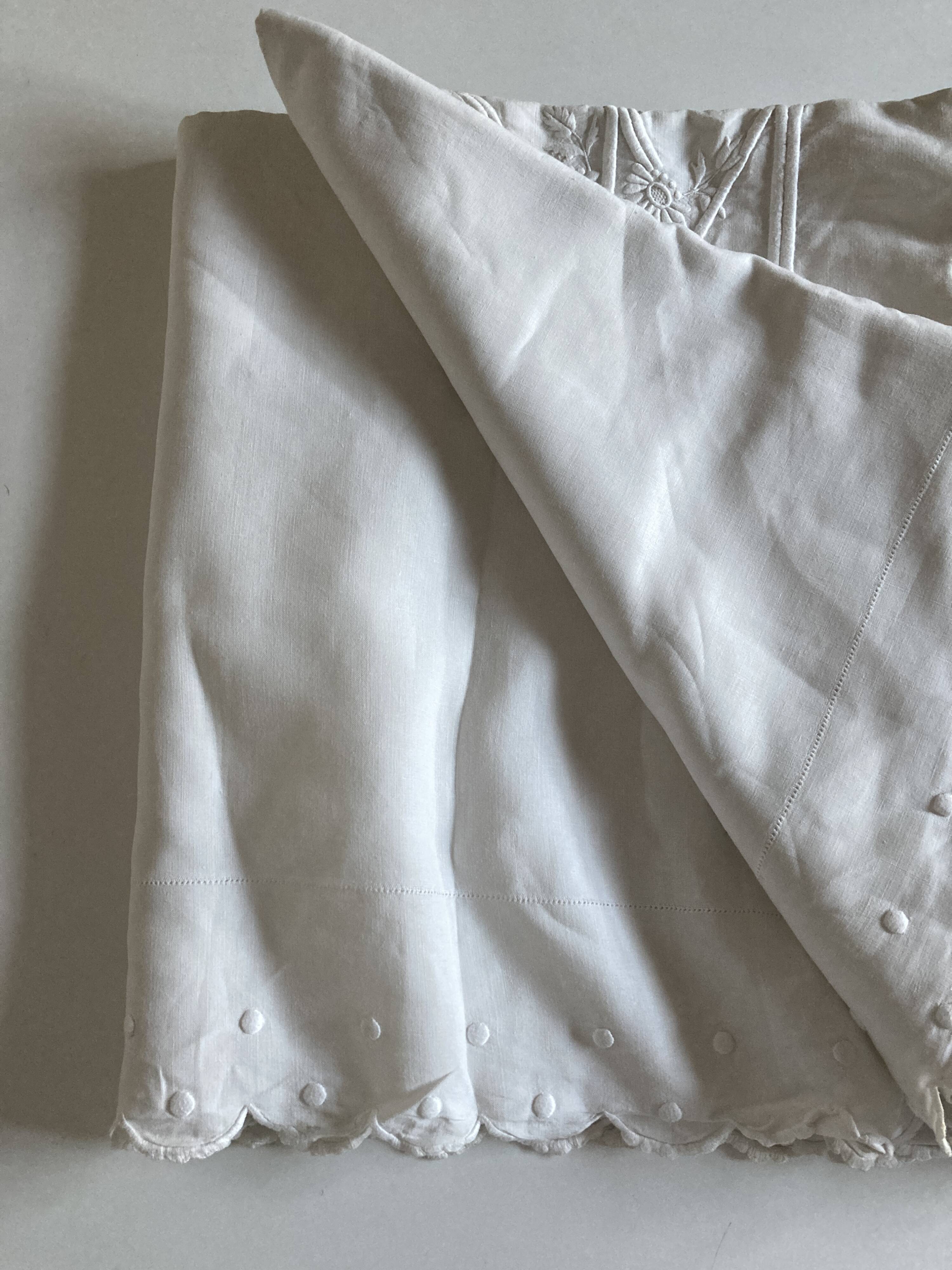 19th linen yarn sheet embroidered
