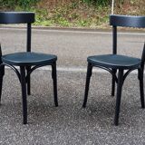 Set of 2 vintage bistro chairs