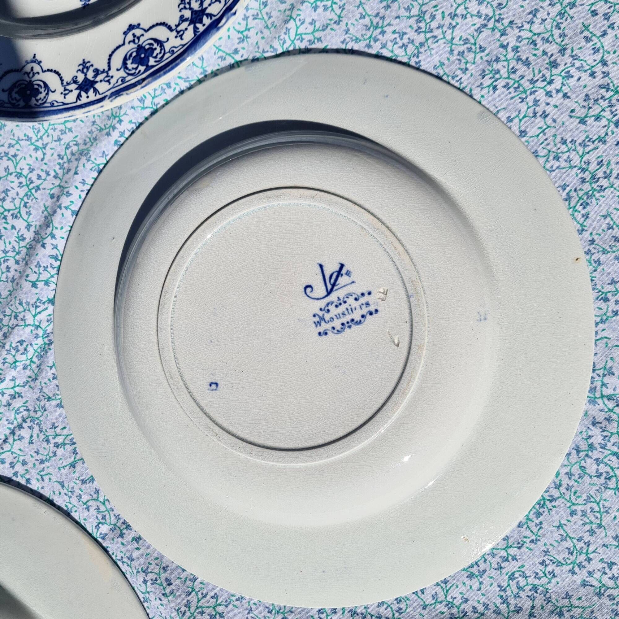 Set of 4 old hollow plates vieillard bordeaux model moustiers