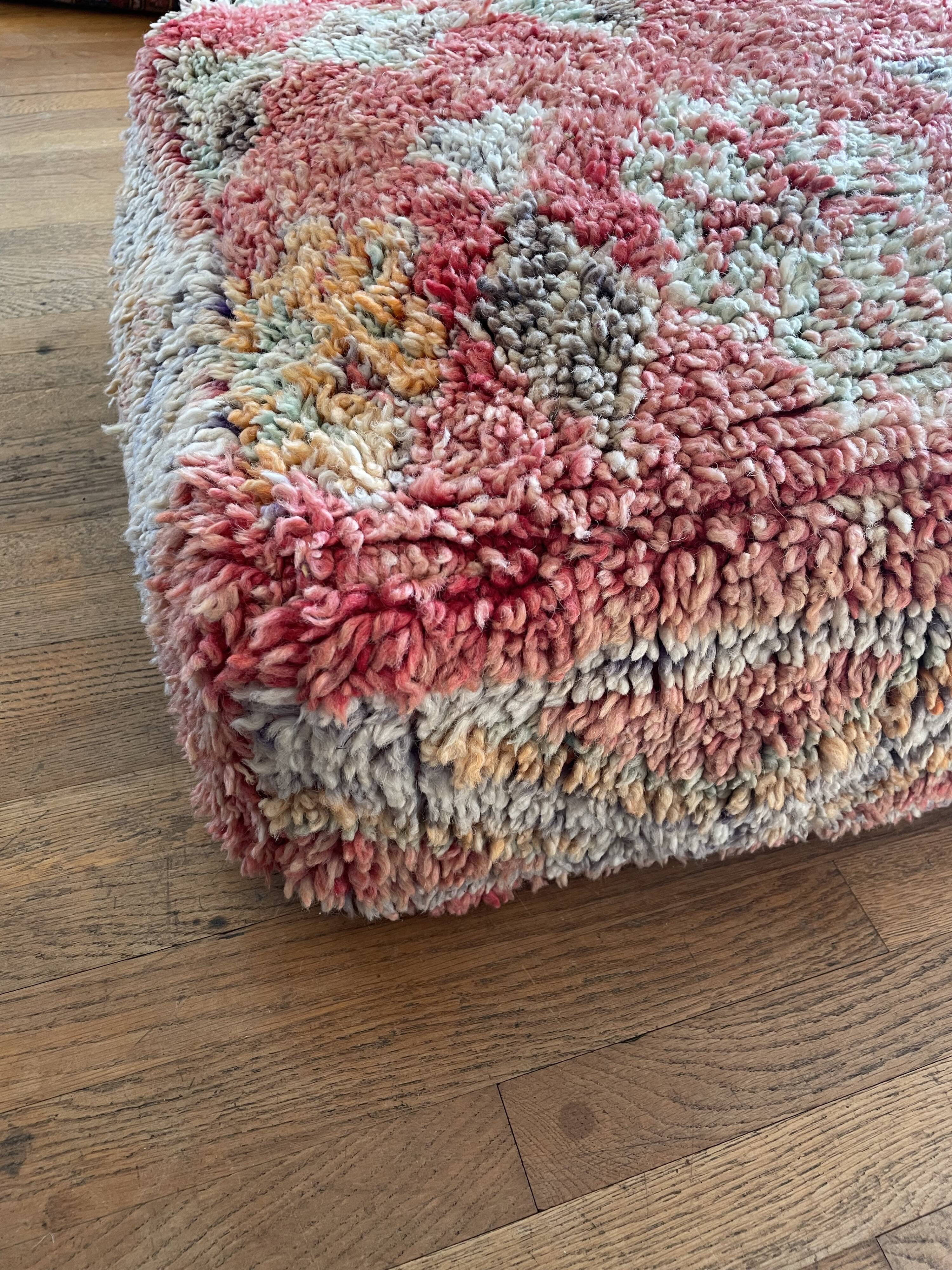 Moroccan Berber pouf colored in Terracotta wool