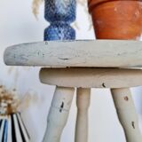 Tripod stool in wood