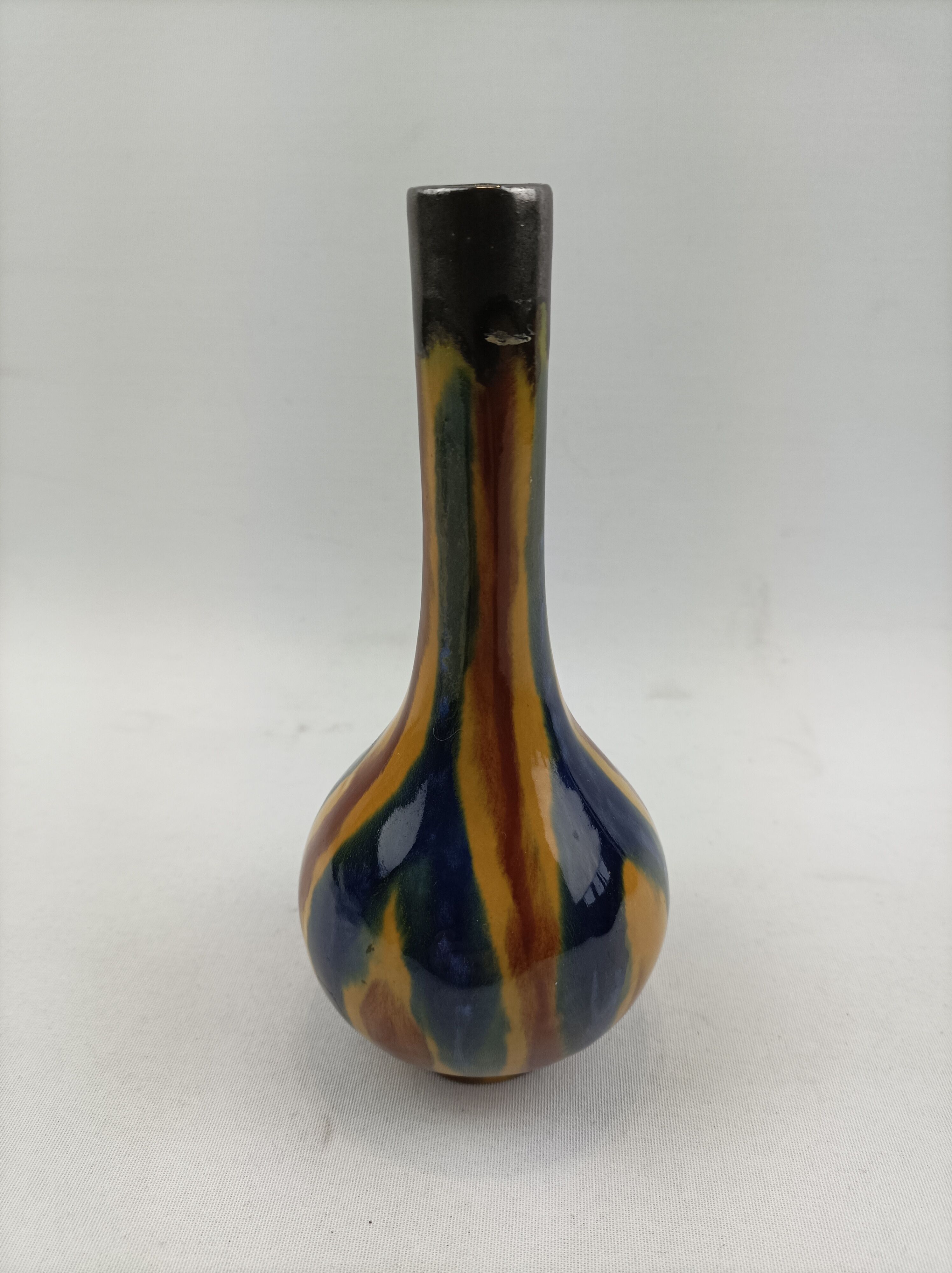 Soliflor Henri Delcourt Paimpol wearing the N 1