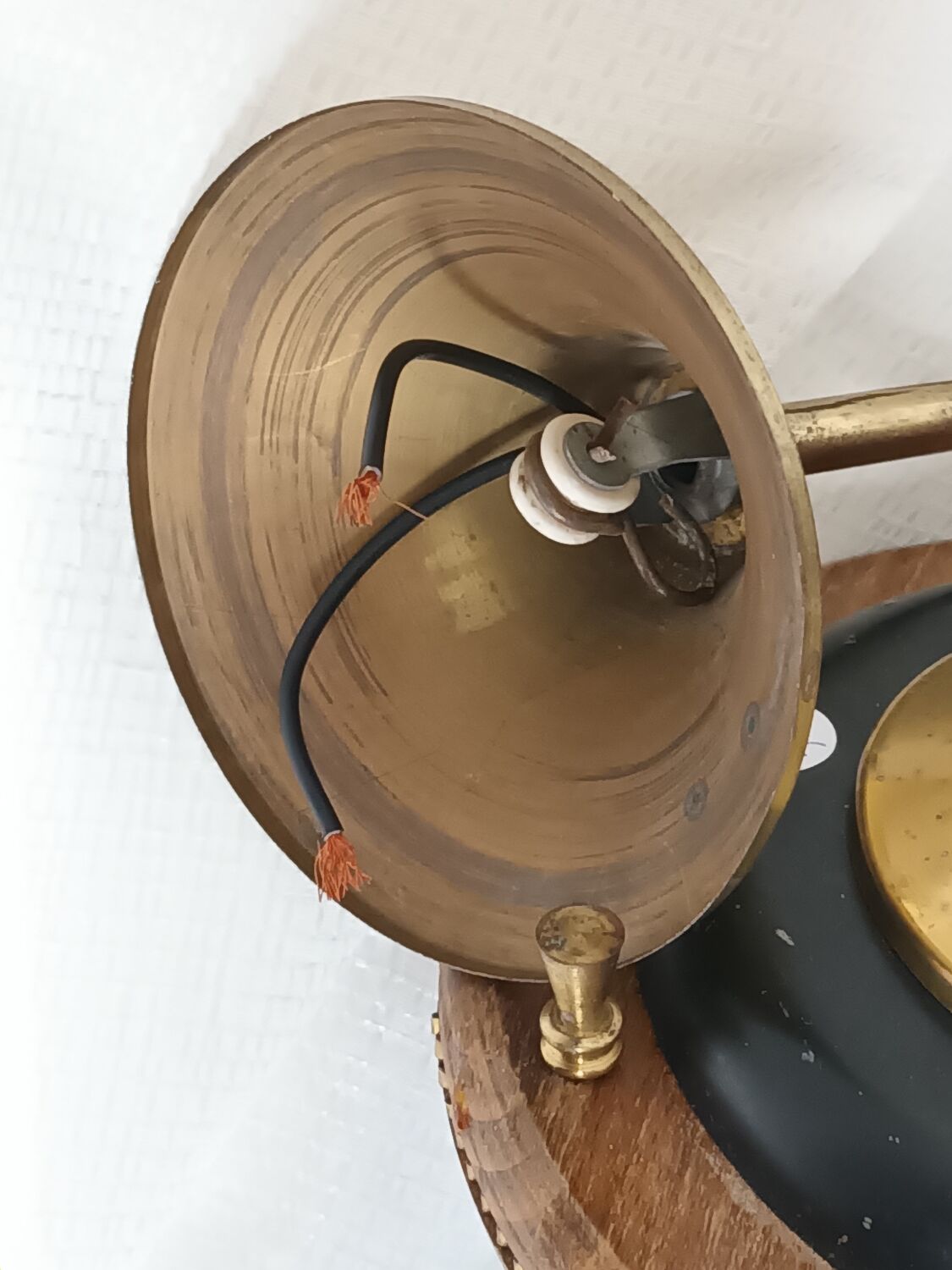 Suspension lantern of vestibule vintage fleurs-de-lys