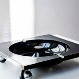 Cendrier Trotter par Renzo Mori