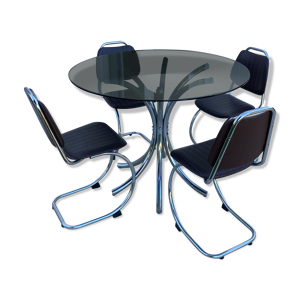 Table chaises roche bobois