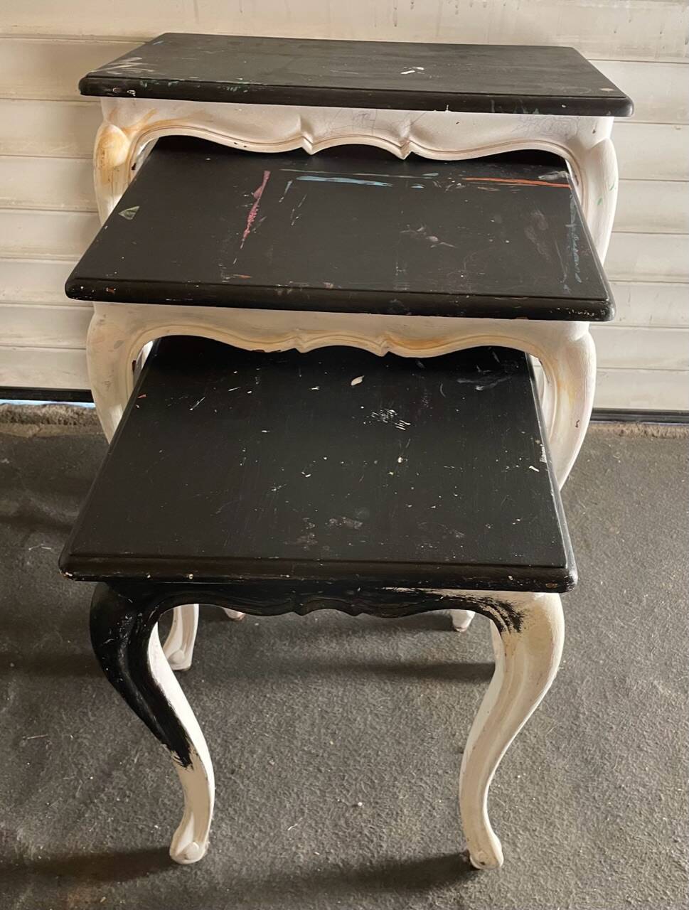 Nesting tables to paint