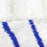 Ecru Beni Ouarain Berber rug with Majorelle blue patterns, 2.60x1.47m