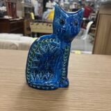 Chat en céramique bleu