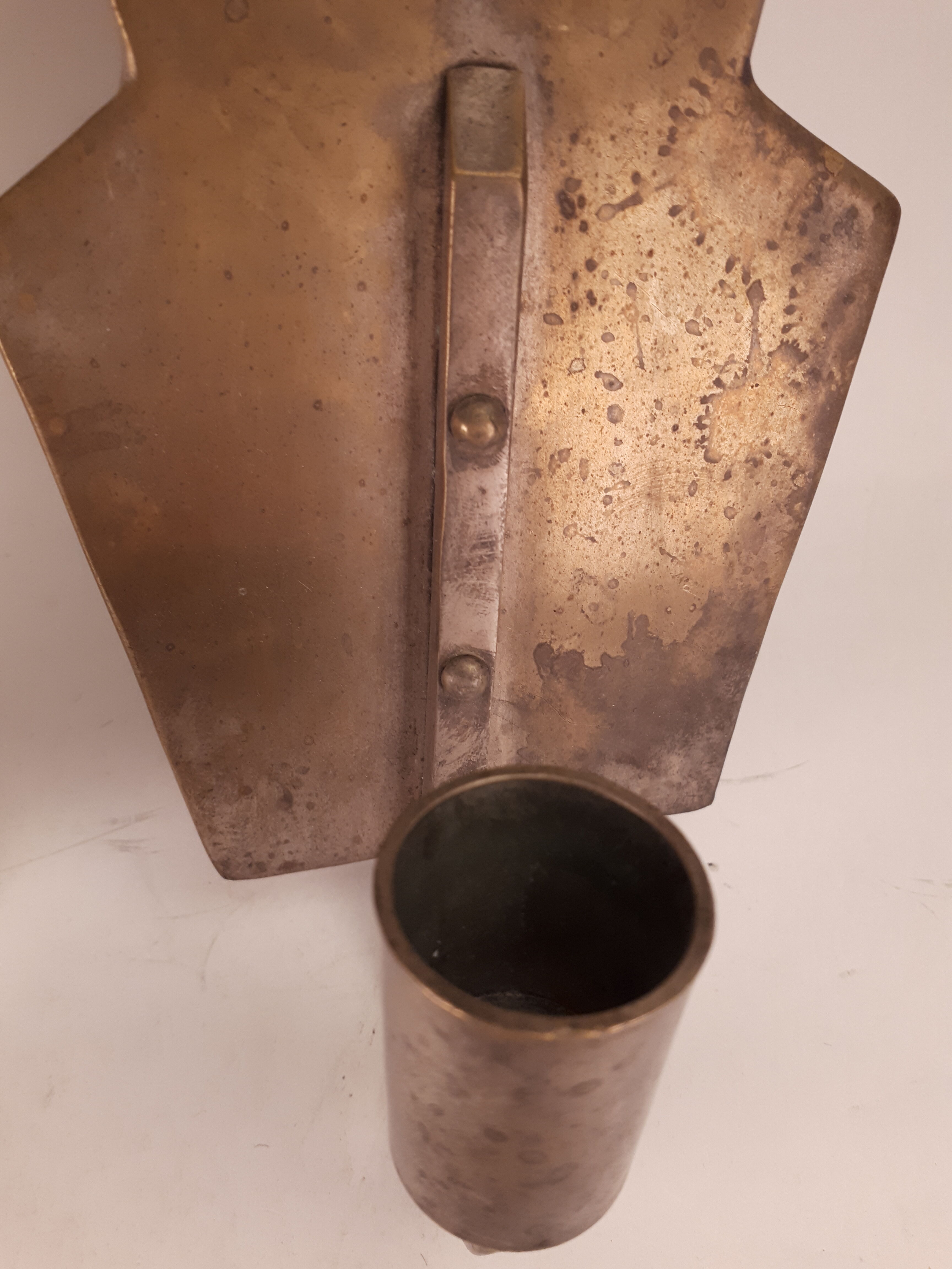 Pair of candlestick