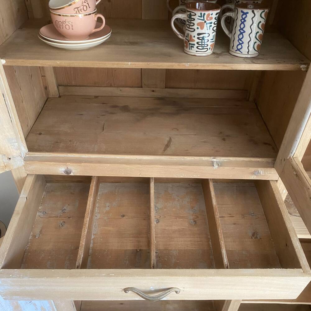 Display cabinet