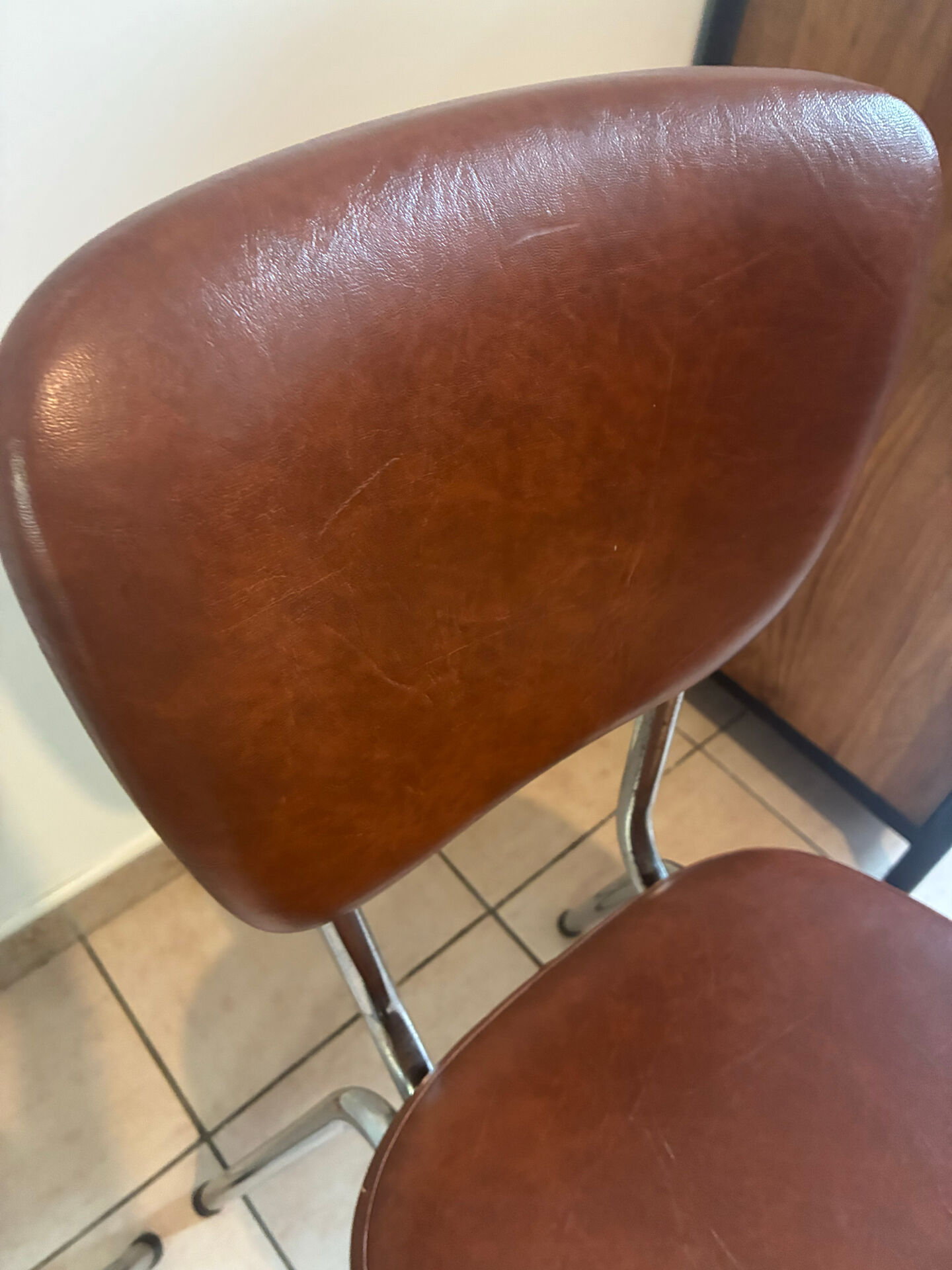 Set of 2 brown faux leather chairs – 1970s – vintage
