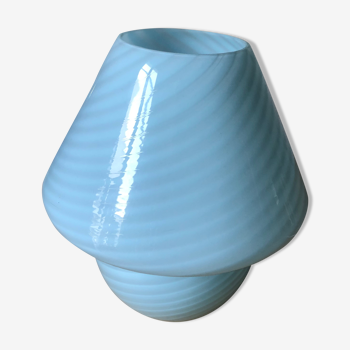 Lampe en opaline bleue