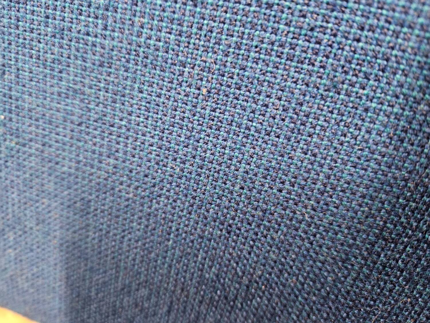 Bench and its two vintage chairs 1970