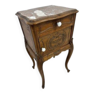 chevet ancien
