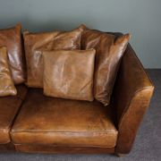 Contemporary classic sofa in sheepskin 2.5 seats