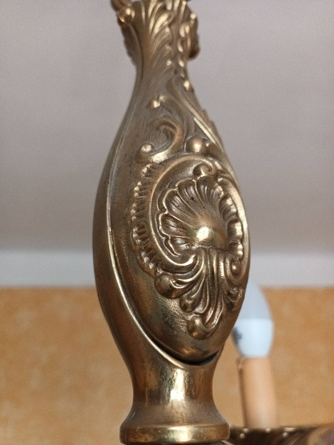 Three-branch bronze chandelier