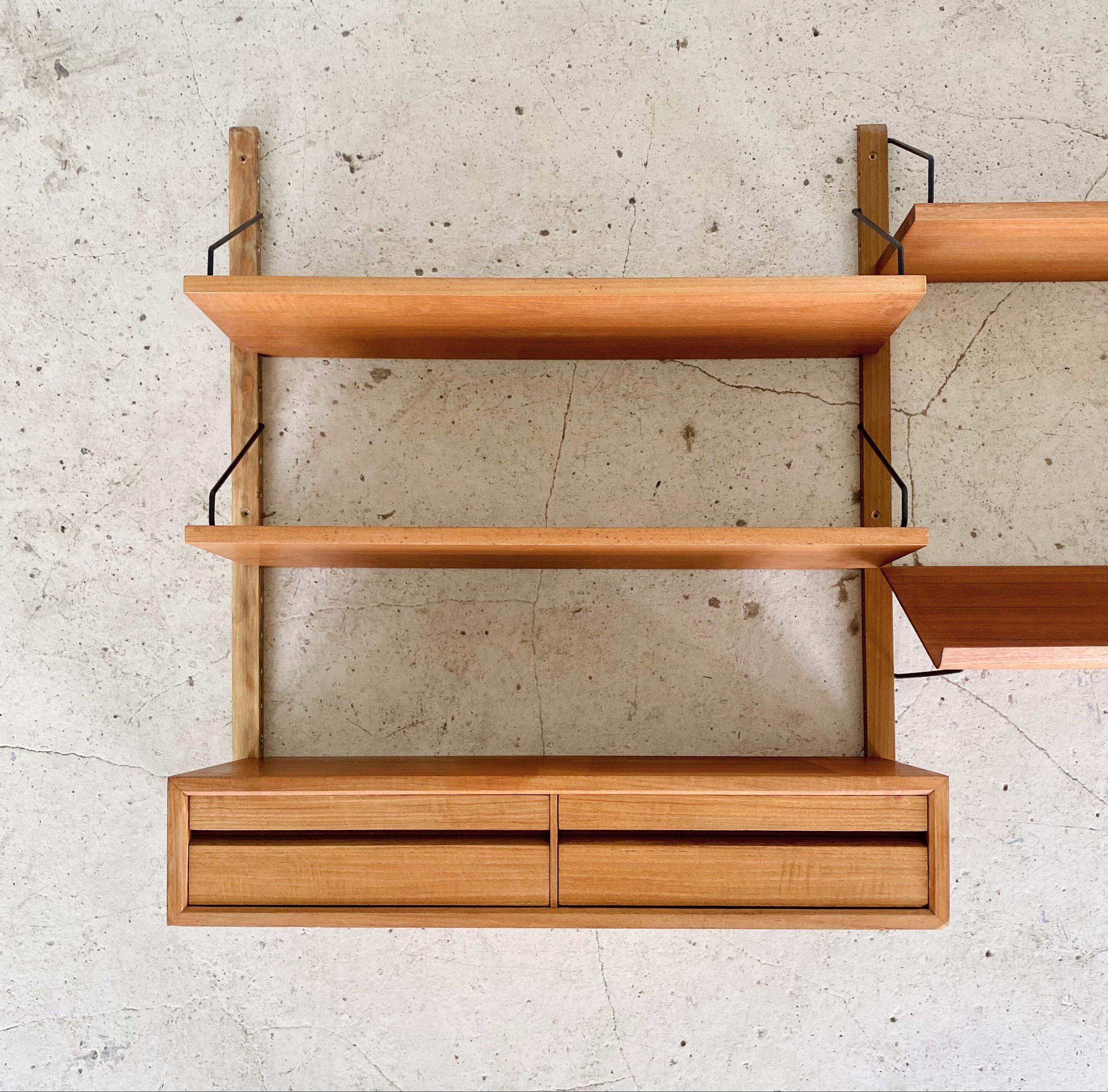 Etagère modulable par Poul Cadovius pour Royal System Danemark 1960