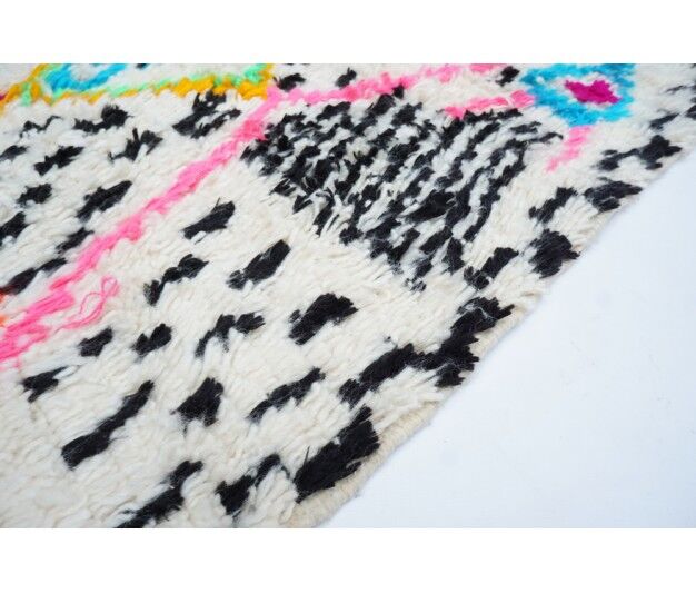 Colorful Berber carpet 172x112cm