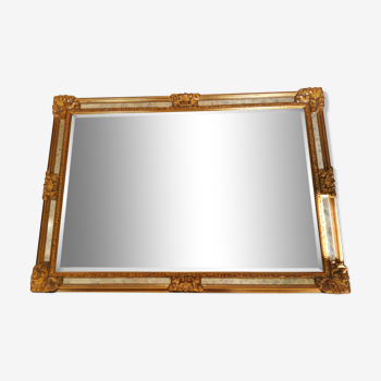 Miroir en bois doré et miroir biseauté 67x95cm