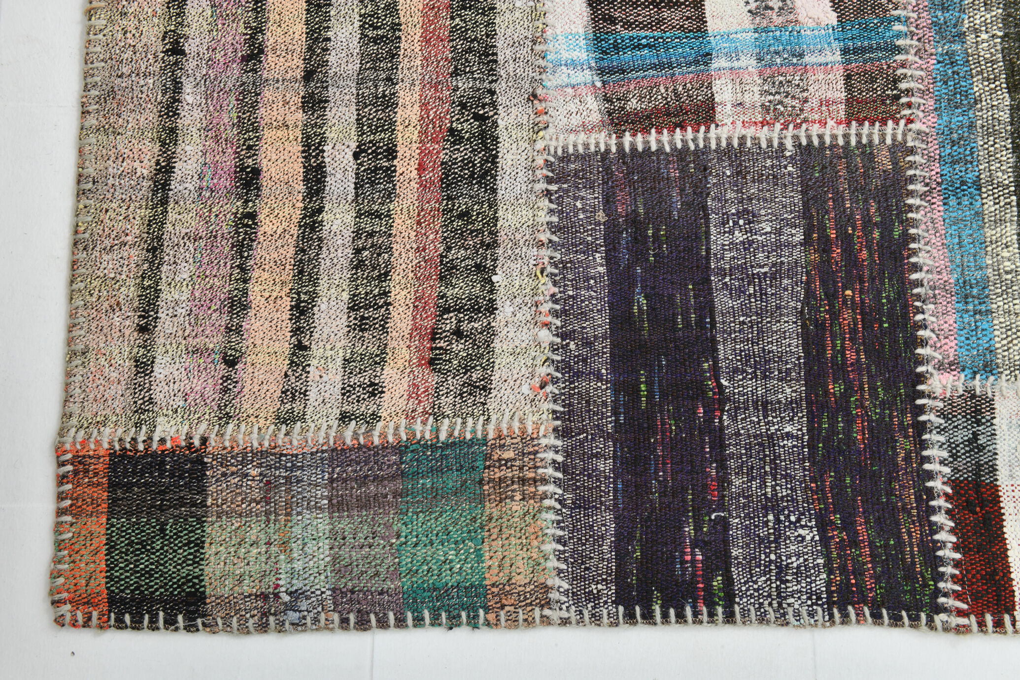 Flatweave ethnic kilim rug 212x302