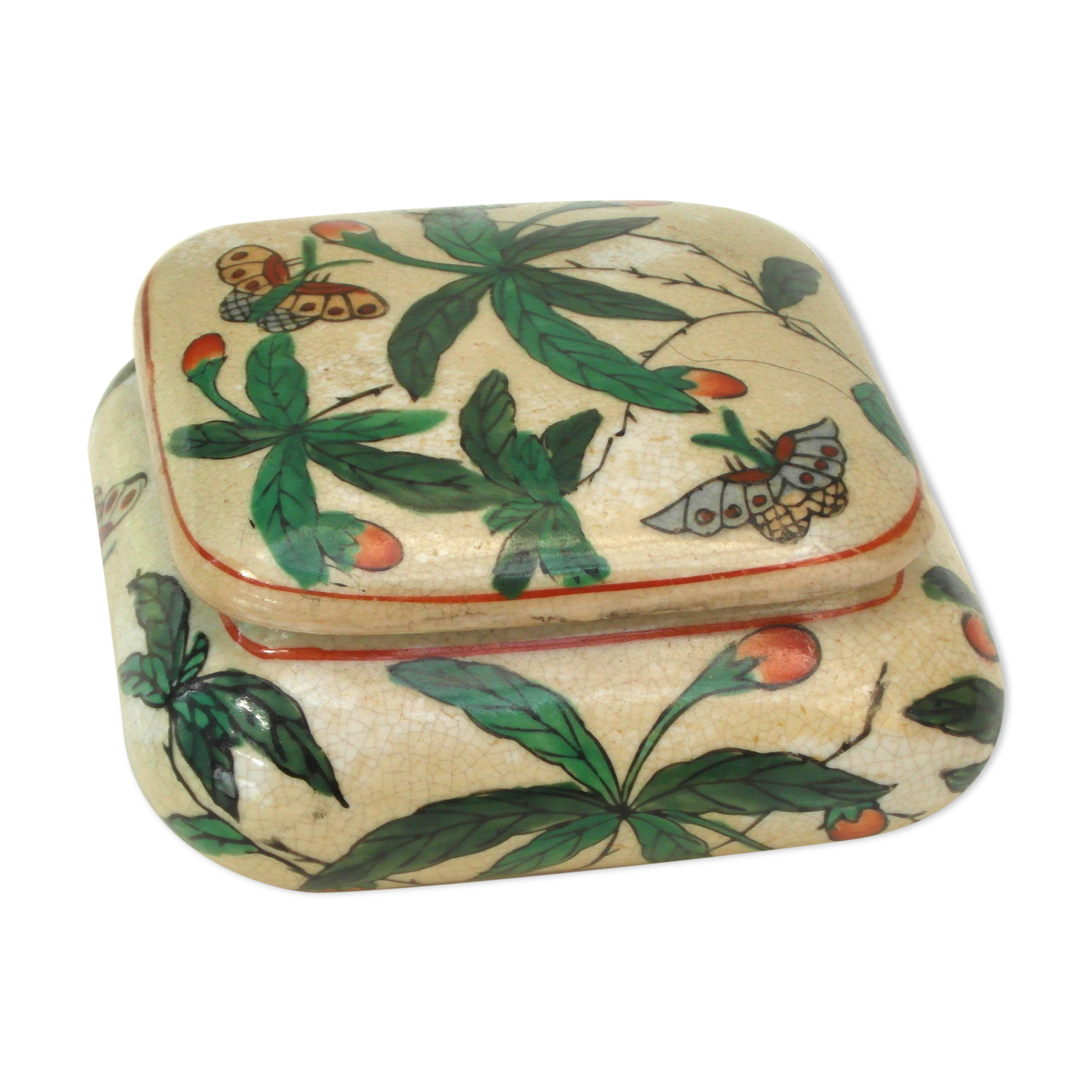 Bonbonnière décorée de feuillages et papillons