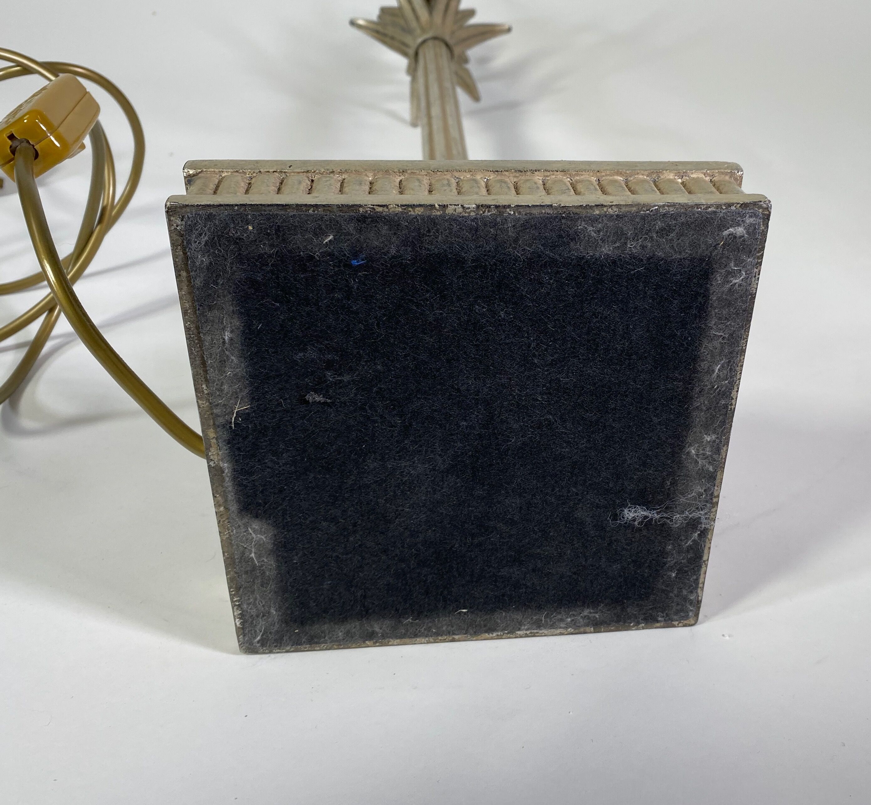Silver metal palm lamp foot